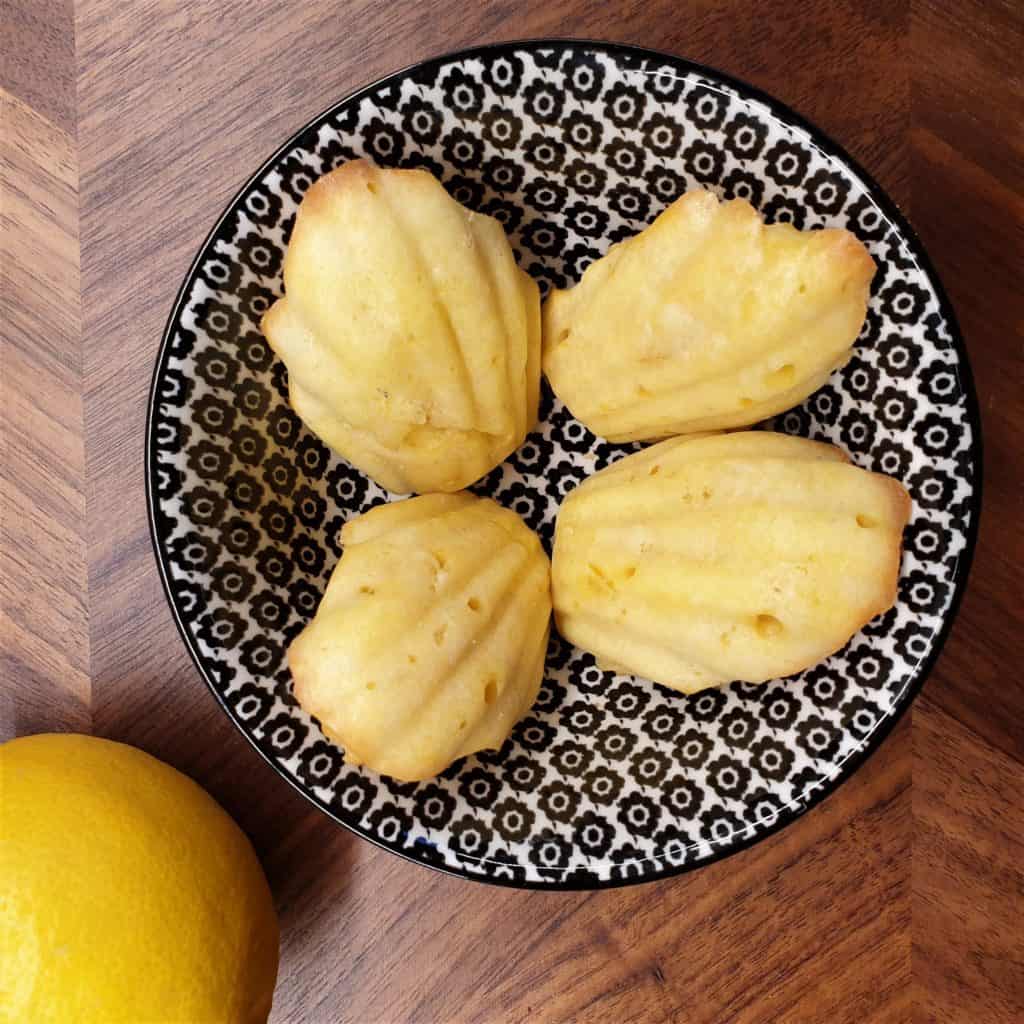 De délicieux biscuits citron pour le goûter de bébé en DME. Découvrez la recette !