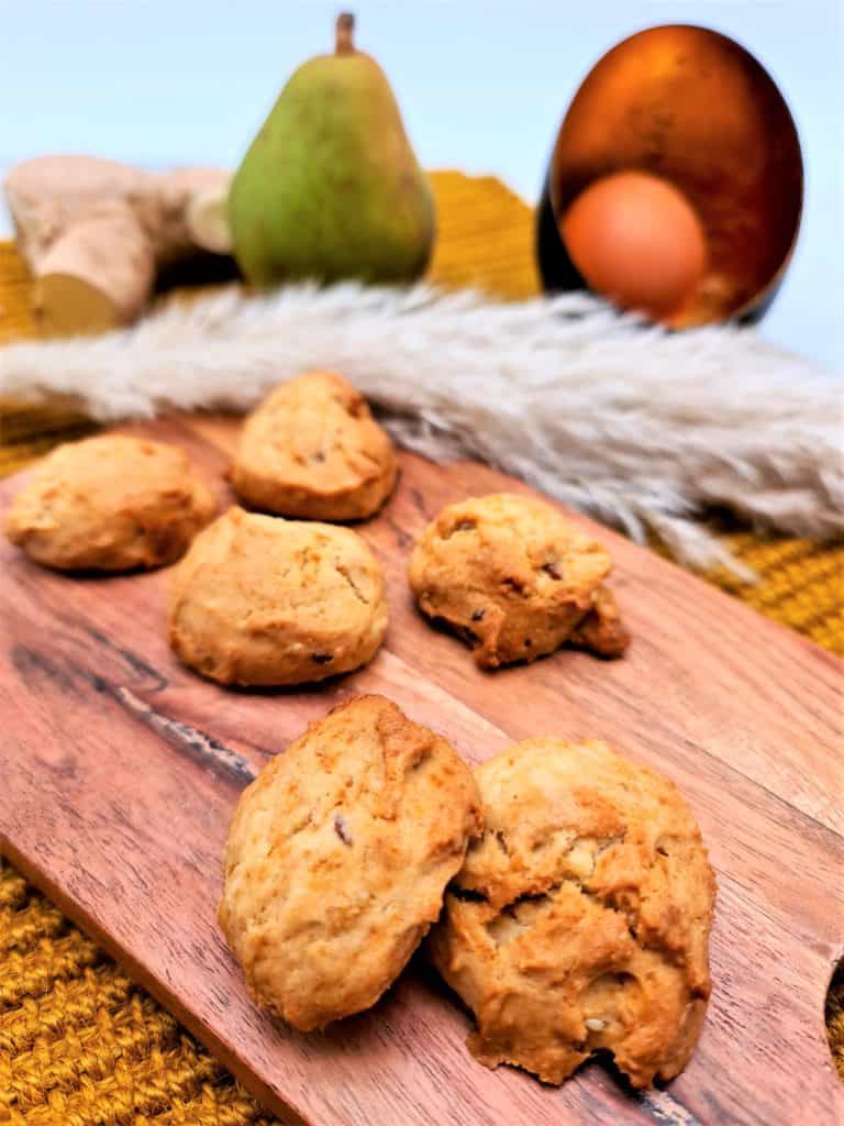 La découverte du gingembre à travers la recette de biscuits poire gingembre. Un goûter en DME à partir de 8 mois.