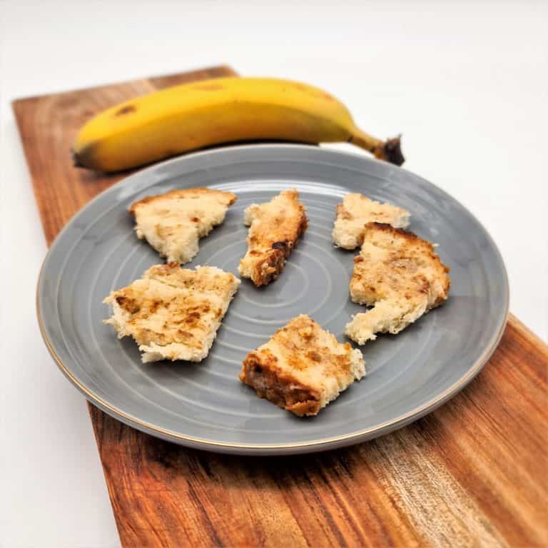 Un pain perdu à la banane pour vous et bébé en DME. Cette recette est tellement bonne que vous voudriez en manger aussi.