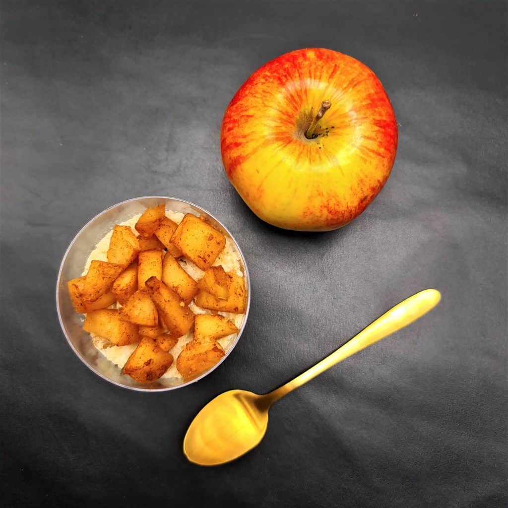 La semoule pomme cannelle est un bon déjeuner énergisant en DME. Cette recette est bonne est surtout sans œufs.