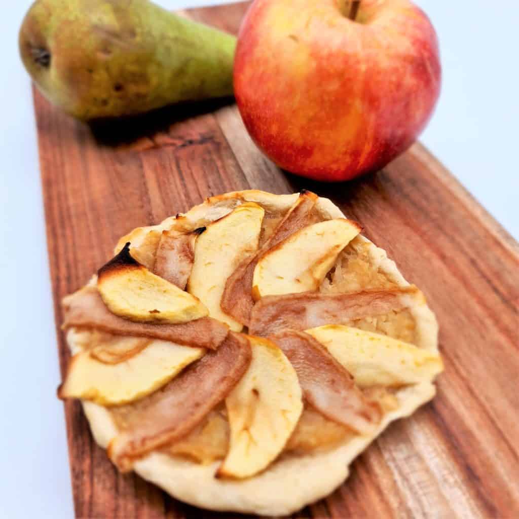 Le mélange pomme et poire dans une préparation. On adore la recette de la tartelette pomme poire en DME !