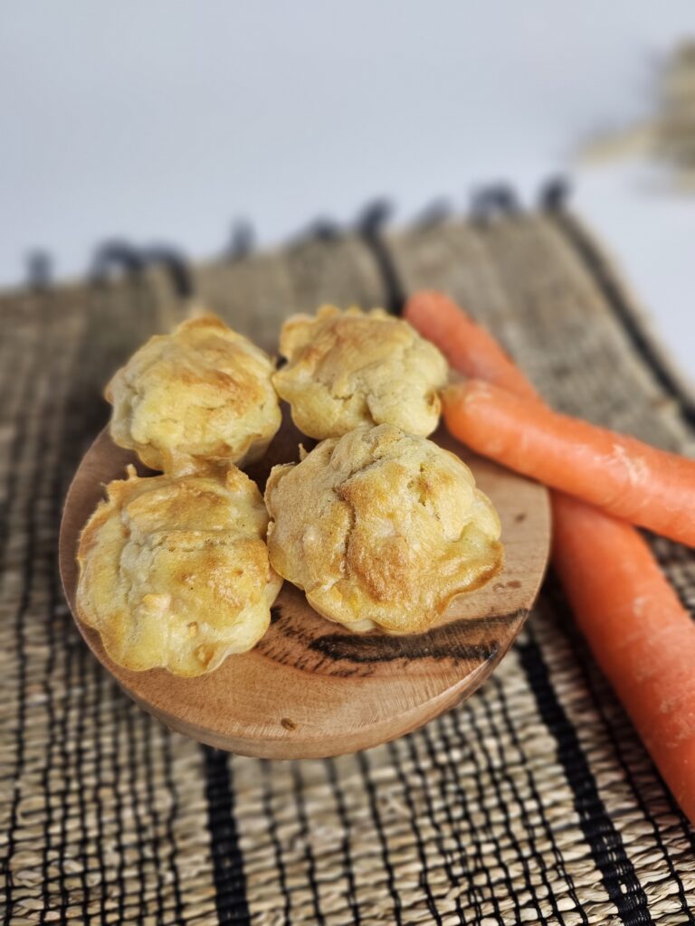 Muffins carotte cannelle : que ce soit pour le goûter ou le repas : ses petits muffins seront vite dévorés par bébé !