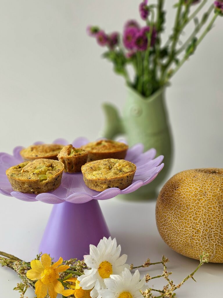 Des moelleux au melon et aux noisettes : un gouter parfait pour les papilles curieuses de bébé en DME