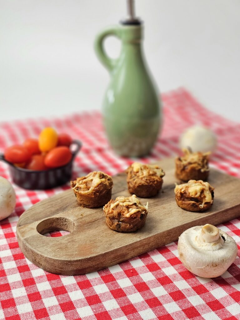 Des muffins goût pizza parfaits pour partir en vadrouille avec bébé ou pour l'apéro en famille