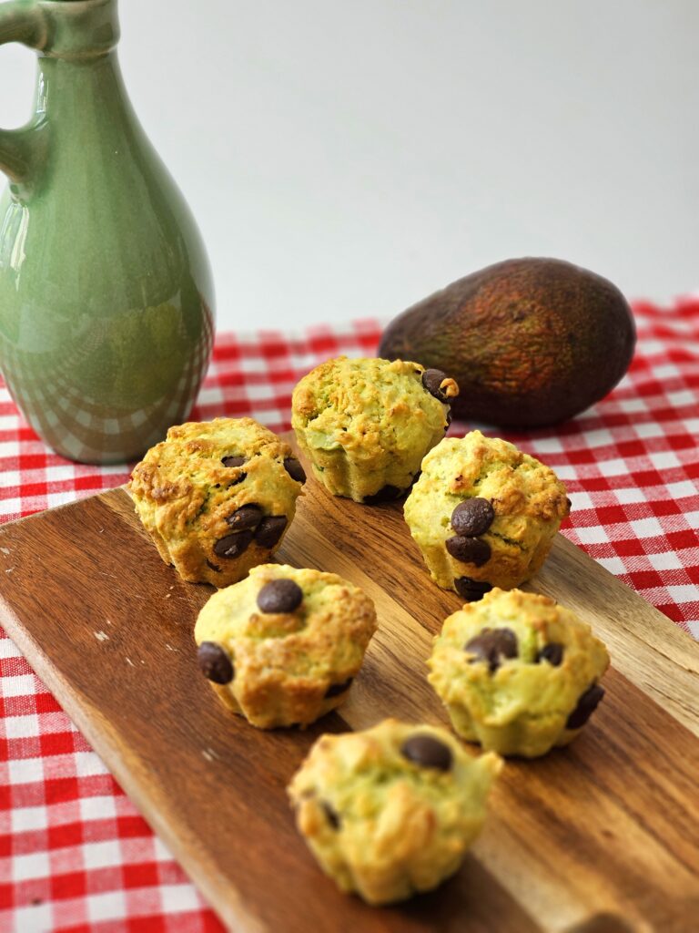 Des muffins à l'avocat et aux pépites de chocolat : une association surprenante mais tellement bonne !