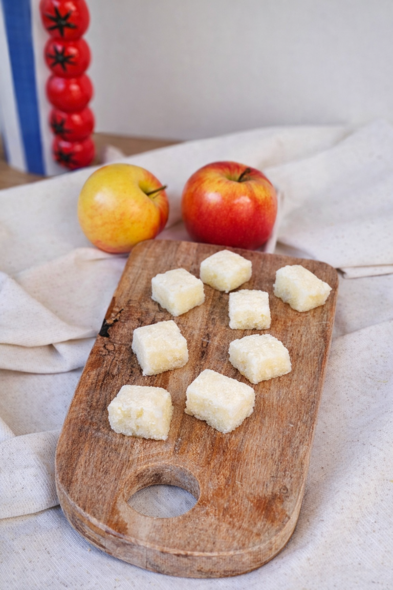 Appelwolkjes voor baby's vanaf 6 maanden: een licht en smeltend recept volgens RAPLEY-METHODE op basis van appel, perfect als toetje of tussendoortje.